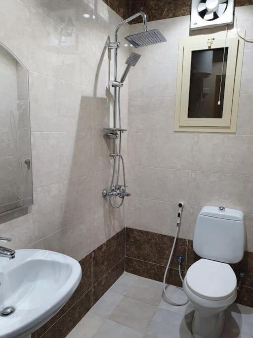 Apartemen Alkhuzama *